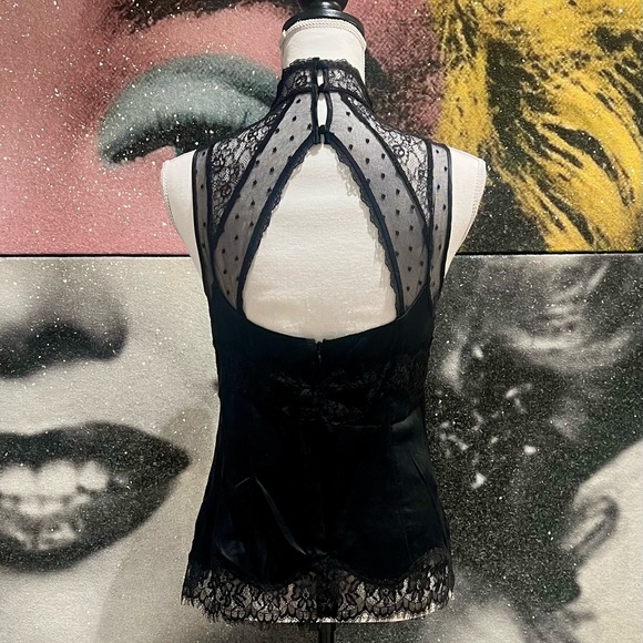 WOW! 🤩 Bebe Black Silk Lace High-Neck Blouse * Top Sz Small - Picture 6 of 9